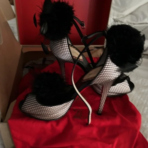 ルブタン　37 Christian Louboutin 37 fur sandal heels 20 year anniversary
